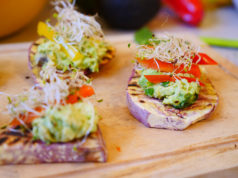 Toast di patata dolce con crema di avocado – Ricetta senza glutine toast di patata dolce,